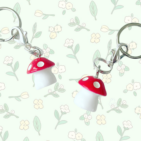 * Bridle Charm: Mushroom 🍄