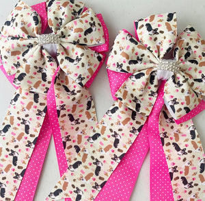 🫶 Show Bows: Corgis on Pink Swiss Dot 💗 NEW