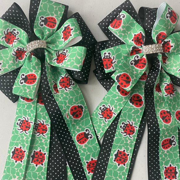 🫶 Show Bows: Ladybugs 🐞 NEW