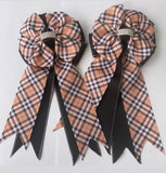 * Show Bows: Burberry