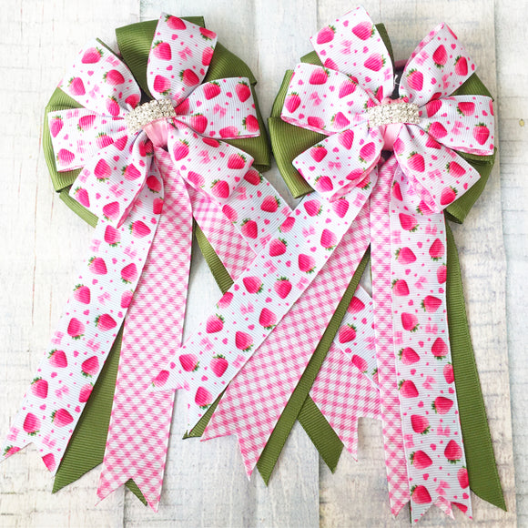 ☀️ Show Bows: Strawberry Picnic Green 🍓 NEW